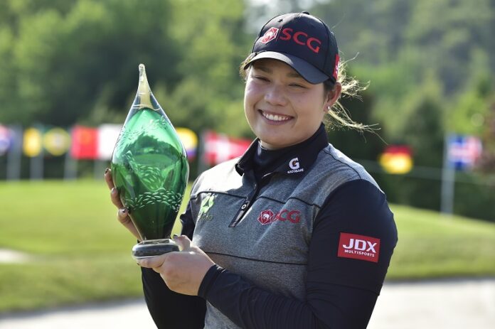 Ariya Jutanugarn of Thailand holds the winner's trophy after winning the playoff to win the Manulife LPGA Classic at Whistle Bear Golf Club on Sunday in Cambridge, Ontario. Photo: Frank Gunn / Associated Press