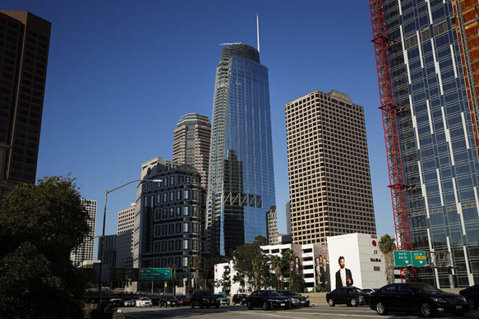 Traffic moves past the 73-story, 335.3-meter Wilshire Grand Center, on Thursday in Los Angeles. Photo: Jae C. Hong / Associated Press