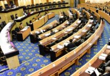 Junta-Appointed Reformers Resign to Eye Political Career