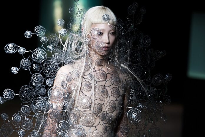 A model wears a creation for Iris Van Herpen's Haute Couture Fall/Winter 2017/2018 fashion collection presented Monday in Paris. Photo: Kamil Zihnioglu / Associated Press