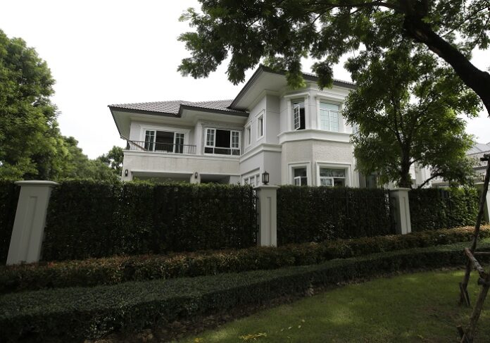 One of properties of AlphaBay founder Alexandre Cazes is seen Friday in Bangkok/ Photo: Sakchai Lalit / Associated Press