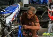Meet 74-Year-Old ‘Uncle Leng,’ Motocross Champion Mechanic