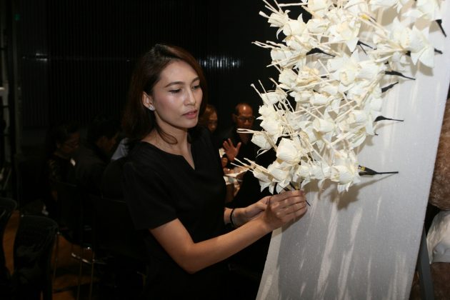 ร่วมประดิษฐดอกไม้จัน ๑๗๐๗๑๙ 0001