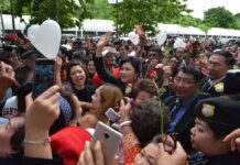 Yingluck Attorney Says Asset Seizure Should Wait as PM Threatens Supporters