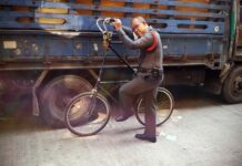 August Means Block Party for Bike Shop Near Saphan Taksin