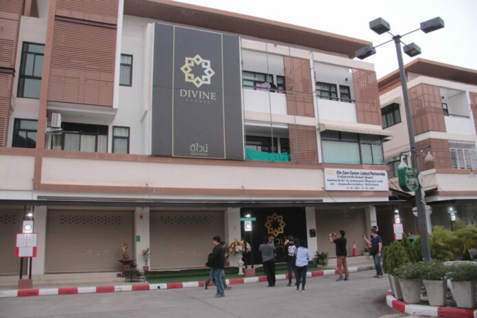 The Divine Clinic in Lampang province was operating illegally when 22-year-old Jiratchaya Kampoon paid 35,000 for a breast implant procedure.