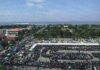 Governors Suspended for Royal Funeral Snafu A long, snaking queue for mourners on Oct. 26 in Chonburi province. Image: Change.org