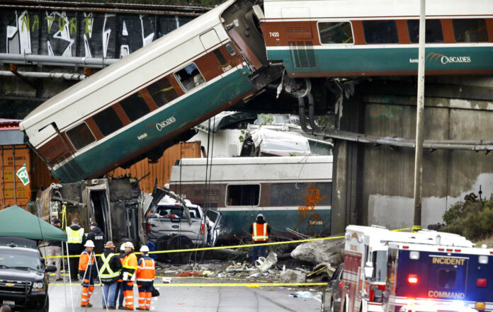 APTOPIX Train Derailment Washington State