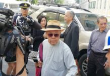 Charges Dropped Against Historian Over ‘Elephant Duel’