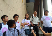 Courts Release 30 From MBK39, Weigh Bail For Leaders From left, Sukrid Peansuwan, Nutta Mahattana, Veera Somkwamkid and Sombat Boonngamanong on Wednesday.