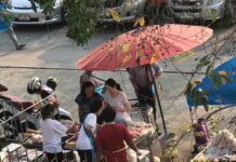 Aunties vs Markets: Vendors Strike Back