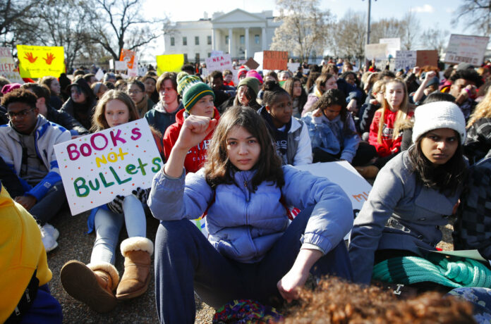 Students rally Wednesday in front of the White House in Washington. Photo: Carolyn Kaster / Associated Press