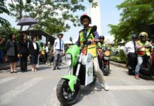 Thammasat Debuts Electric Motorbike Taxi