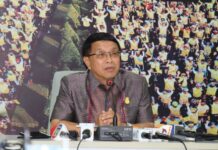 Deputy Governor Apologizes for Letter Branding Locals Stupid Suchai Butrsara during Sunday's press conference in Khon Kaen province. Photo: Matichon