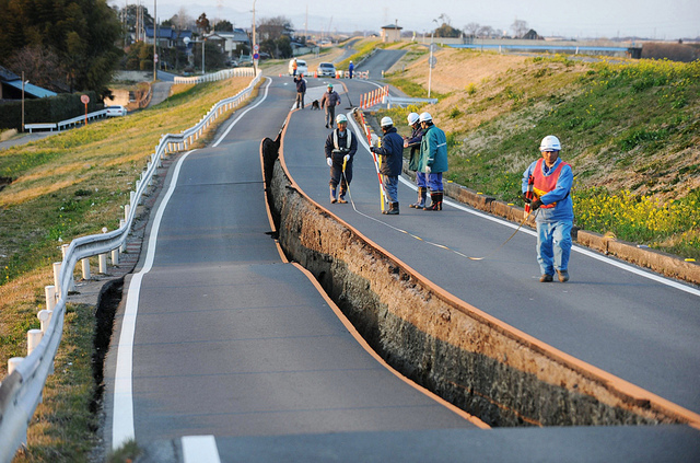 10454004805_316a1be33e_z Aftermath of the earthquake which struck Japan back in October 2013. Photo: Aavtar Singh / Flickr
