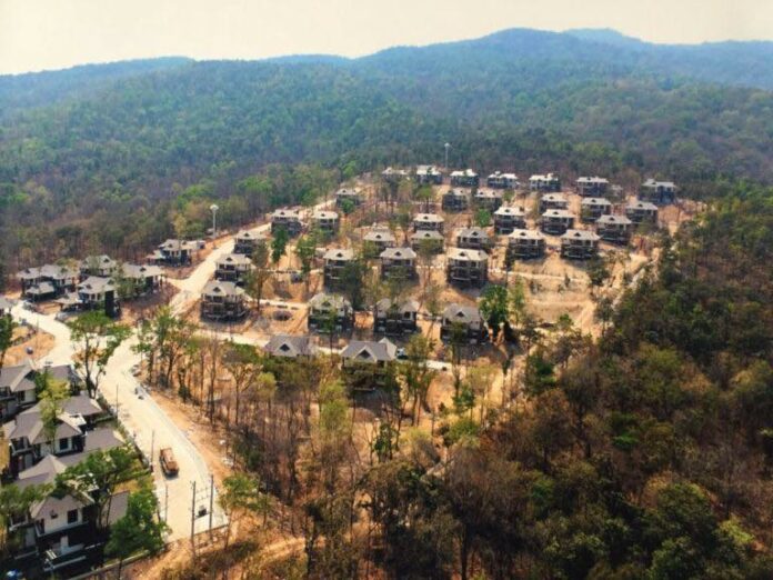 An image showing a construction of residences on Doi Suthep in Chiang Mai province. Photo: Yahya Mankong / Facebook An image showing a construction of residences on Doi Suthep in Chiang Mai province. Photo: Yahya Mankong / Facebook