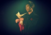 Watch Magical Trio Taunt Bangkok With Hat Tricks Photo: Producer and Performer of the musical magic show. Photo: V.K. Suntasio / Courtesy