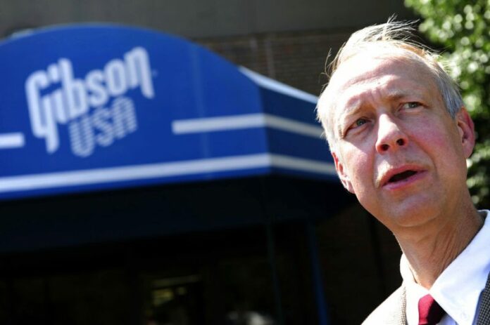 Gibson Guitar CEO Henry Juszkiewicz speaks at the plant in Nashville, Tenn. Photo: Samuel M. Simpkins / Associated Press