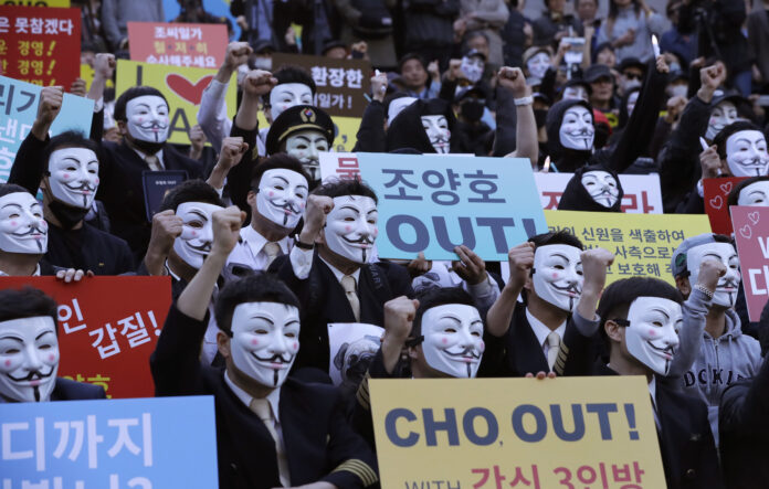 Hundreds of Korean Air Lines Co. pilots, cabin crew and other workers staged a rally Friday in Seoul saying they can't take any more abuse from the company's founding family. The banners at center read 