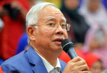 Ex-PM Najib Razak Faces New Corruption Charges in Malaysia Former Malaysian Prime Minister Najib Razak speaks during a press conference in May in Kuala Lumpur, Malaysia. Photo: Associated Press