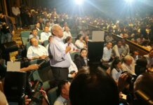Suthep Takes Higher-Profile Political Role