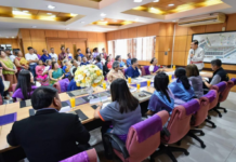 Reduce Plastic Usage: Tourism Minister Tells Officials Tourism minister Weerasak Kowsurat addresses a meeting Monday in Bangkok. Photo: Matichon