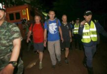 US, UK Teams Join Search for 13 Missing in Cave
