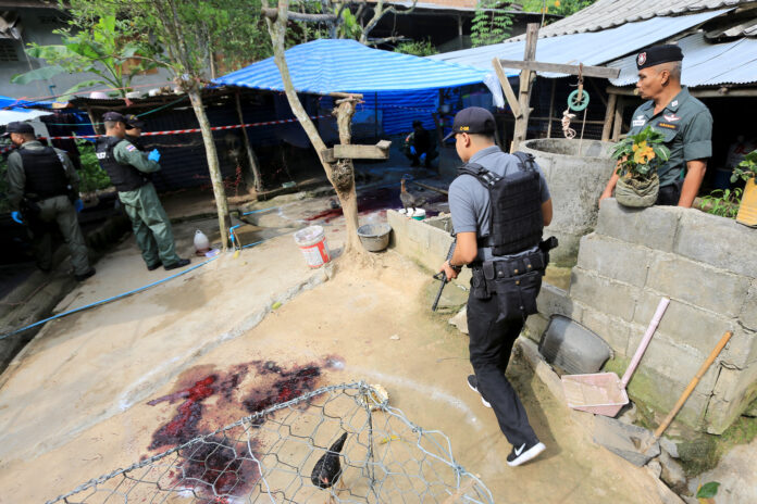 Five people were shot dead on Monday in Yala province.