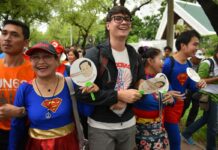 Democracy Activists Stage Rally on Way to Hear Charges (Photos)