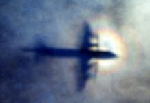 Malaysia’s Civil Aviation Chief Quits Over MH370 Lapses