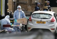 UK Police Treat Parliament Crash as Terror Attack