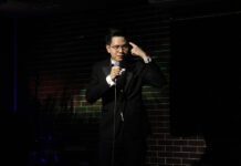 Thai ‘Mentalist’ Sarin Brings Vaudeville Charm to Bangkok Stage