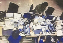 Police Say Man Used Fake Bomb to Rob Bangkok Bank