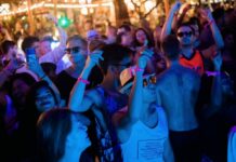 Wet Streets and Dope Beats: Dragon’s Bangkok Party Picks Kolour Beachside Party 2018 / Courtesy