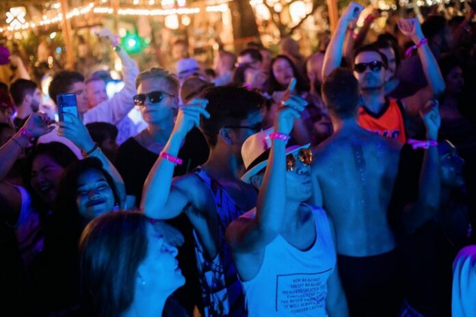 Kolour Beachside Party 2018 / Courtesy