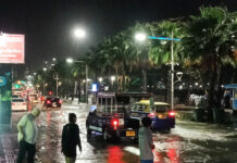 Storm Floods Pattaya as Typhoon Bears Down (Photos)