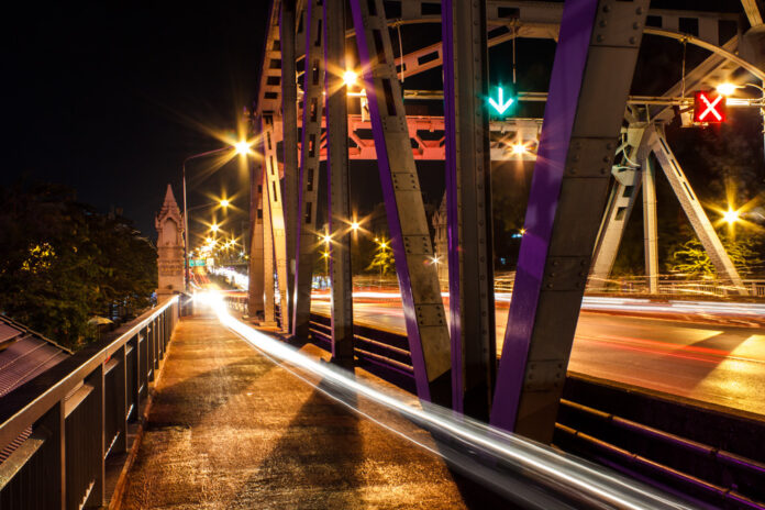 Krung Thon Bridge. Photo: Felix / Flickr Krung Thon Bridge. Photo: Felix / Flickr