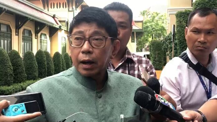 Wissanu Krea-ngam, deputy prime minister, speaks to reporters Tuesday at the Government House in Bangkok. Photo: Matichon Wissanu Krea-ngam, deputy prime minister, speaks to reporters Tuesday at the Government House in Bangkok. Photo: Matichon