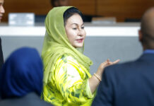 Wife of Malaysian Ex-PM Grilled a Third Time Over Graft Rosmah Mansor, wife of Malaysian Prime Minister Najib Razak, arrives at the Anti-Corruption Agency for questioning Wednesday in Putrajaya, Malaysia. Photo: Vincent Thian / Associated Press