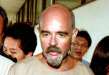 First-Ever Child Porn Suspect on FBI List Pleads Guilty Eric Franklin Rosser talks to reporters after the extradition order outside a criminal courtroom in 2002 in Bangkok. Photo: Apichart Weerawong / Associated Press