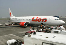 Pilots Struggled to Control Plane That Crashed in Indonesia A Lion Air passenger jet is parked on the tarmac in 2012 at Juanda International Airport in Surabaya, Indonesia. Photo: Trisnadi / Associated Press