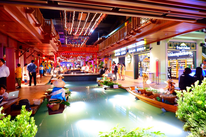 Floating Market INSIDE A MALL! ICONSIAM