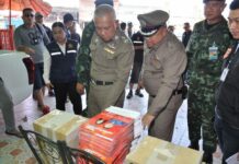 Invoking Section 44, Soldiers Seize Thaksin-Yingluck Calendars