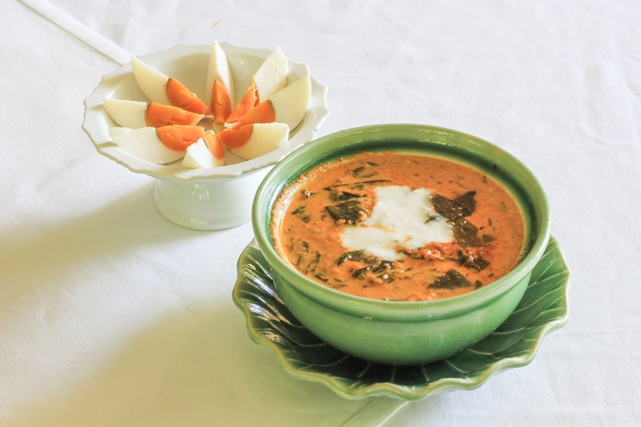 Gaeng kee lek, or Siamese cassia curry (260 baht).