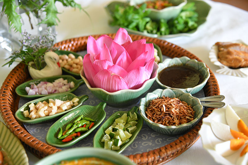 Lotus Wraps (250 baht).