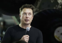 Elon Musk Asks Judge to Toss Thai Cave Diver’s Lawsuit SpaceX founder and chief executive Elon Musk speaks in Hawthorne, California on Sept. 17, 2018. Photo: Chris Carlson / Associated Press