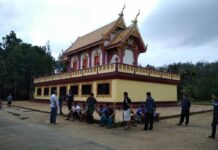 Gunmen Kill 2 Monks in Southern Temple Attack