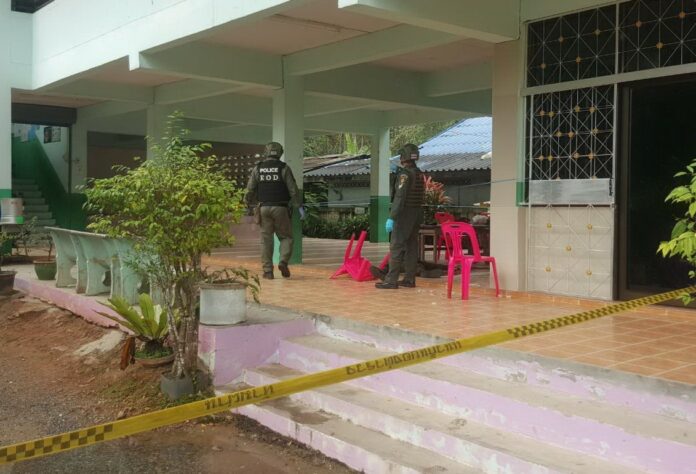 Police and soldier at the scene of an attack Thursday in a Pattani school.