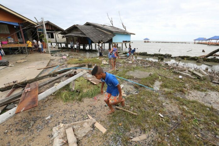 Scenes of devastation in Nakhon Si Thammarat