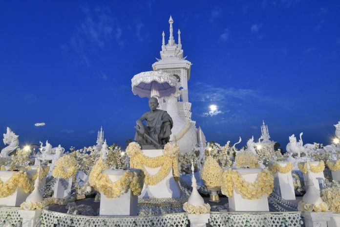 The crematorium for Luang Phor Koon Paritsuttho’s funeral Tuesday in Khon Kaen province. The crematorium for Luang Phor Koon Paritsuttho’s funeral Tuesday in Khon Kaen province.